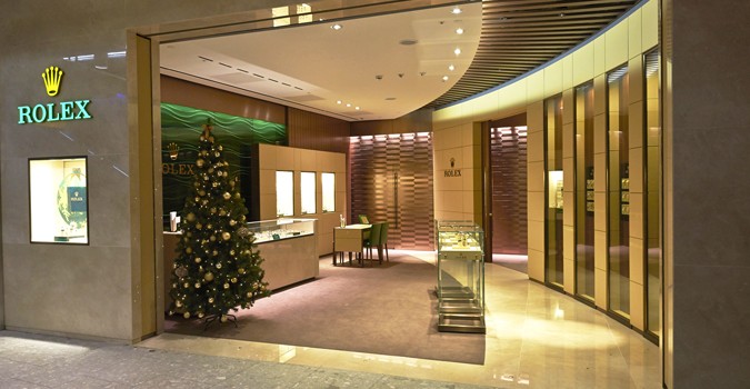 LHR - Heathrow Airport | Rolex