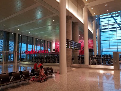 YYZ - Toronto Pearson International Airport | GoodLife Fitness