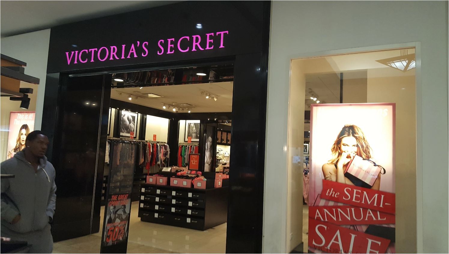 Desert Sky Mall Victoria's Secret